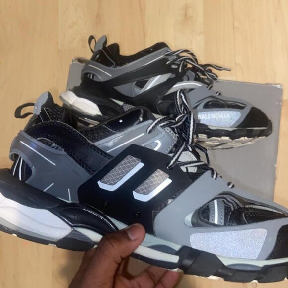 Balenciaga Men's Trainers - Picture 1 of 4